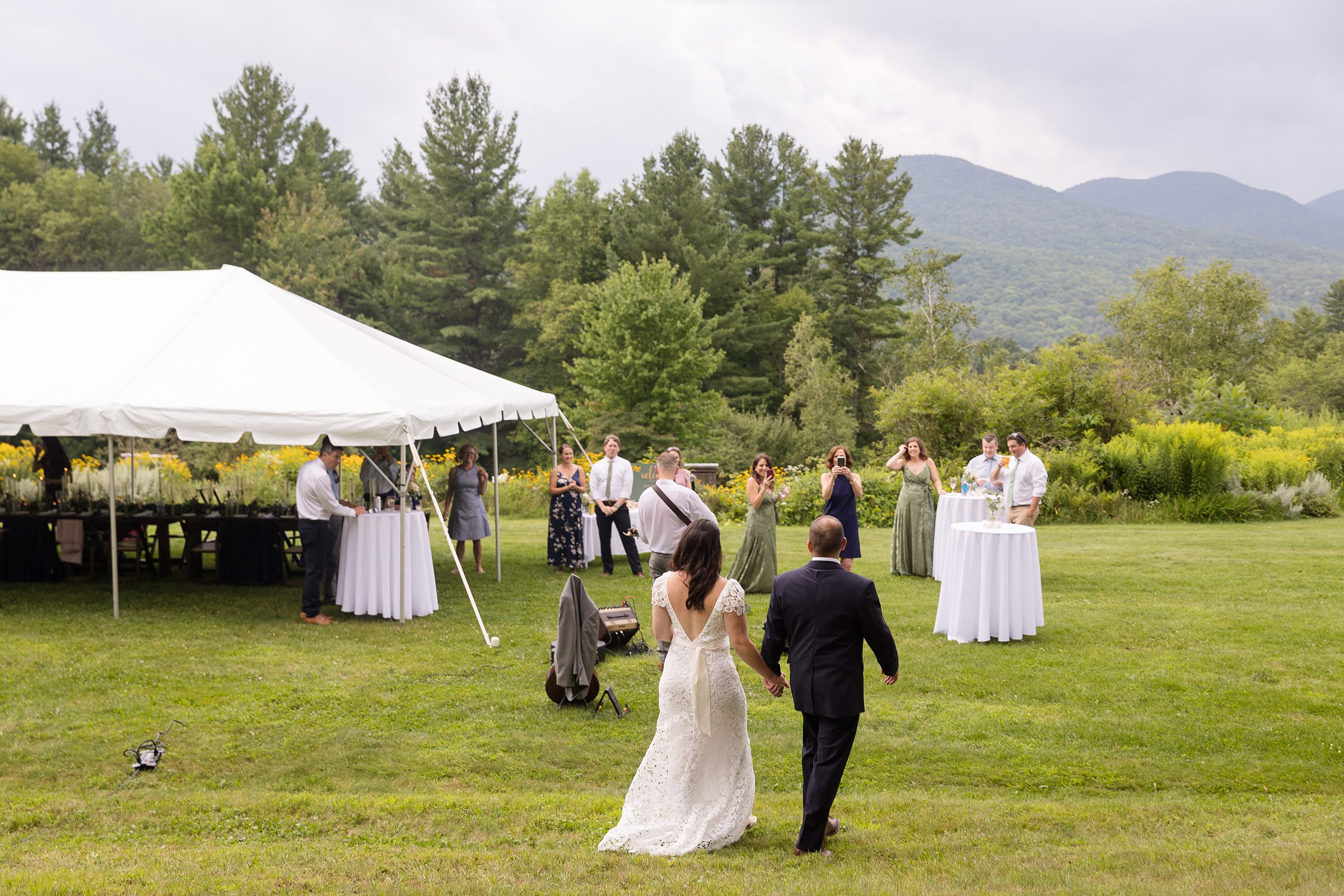 Tented reception with mountains views at the Stowehof Inn